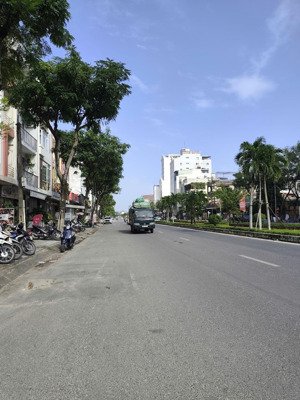 bán đất mt hồ xuân hương, q ngũ hành sơn, đà nẵng, dt 265m2 ngang 10m, giá chỉ 52 tỷ tl