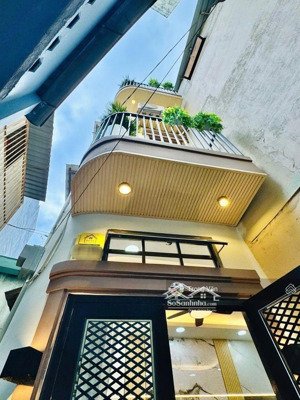 chỉ 3,85 tỷ - nhà đẹp như hình - 4 tầng 3pn 4wc full nội thất - cmt8