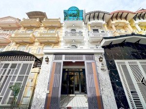 nhà đẹp hxh lý phục man quận 7 giá bán: 9,1 tỷ (còn trao đổi)