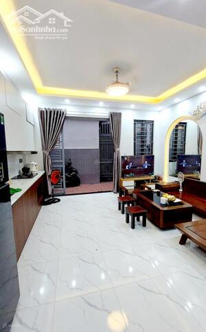 Cực hiếm! Nhà đẹp KD ngõ Dương Quảng Hàm, CG giá 15.5 tỷ, 50m2x6 tầng