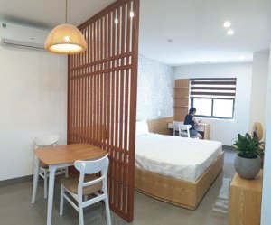 bán toà căn hộ 7 tầng khu sơn thuỷ.