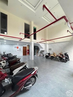 siêu phẩm chdv đh công thương dt 250m2 $ khủng 200tr chỉ hơn 30 tỷ