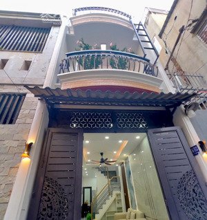 bán gấp nhà rbán gấp nhà riêng 39m2, 4,75 tỷ tại quang trung, p 10, gò vấp, hcm đẹp, nhiều tiện ích