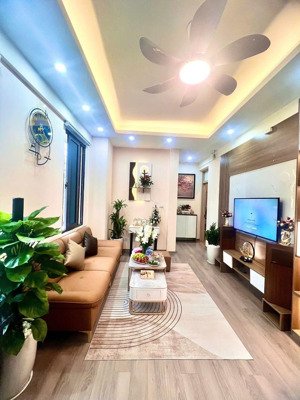 bán chung cư căn góc tòa n3a lê văn lương, thanh xuân. 67m2 2pn. 5,95 tỷ