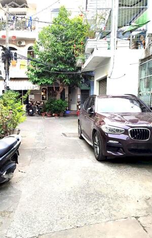 Ô TÔ NGỦ TRONG NHÀ, 67M2 (4.75 x 14) 3 Tầng 3PN, chỉ có 9.x ty