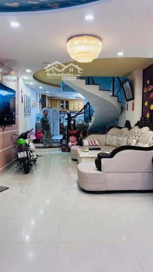 nhà 3 tầng hxh nguyễn thị tần, trung tâm quận 8, 110m2, ngang 4.5m, gần cầu chữ y, hoàn công, 13t.