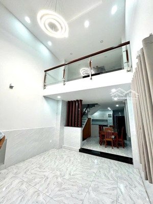 nhà 2 mt trần xuân soạn q7 - ngay cầu nguyễn khoái - hxh - ô tô đậu trước cửa-4 tầng -