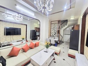 bán nhà phố 37m2 tại bạch mai, giá siêu hời 9,6 tỷ, 3pn, 4wc, 5 tầng, hà nội