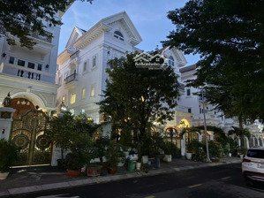 cần bán căn nhà góc 2 mặt khu cityland garden emart, phường 5, gò vấp, dt: 14 x 20m