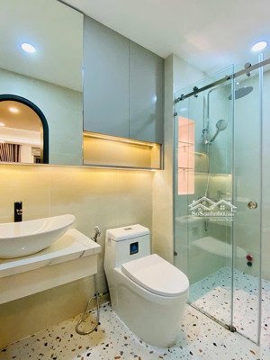 chủ nhà cần bán đường dương quảng hàm, p5, quận gò vấp, 60m2, hẻm 4m giá 2 tỷ 790tr