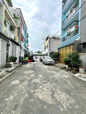 hàng siêu tốt chốt nhanh - lô đất đường 21 nguyễn xiển, p. long thạnh mỹ, q9 - giá 3.3 tỷ shr