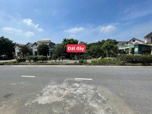 đất kinh doanh tt hợp châu, chân núi tam đảo, mặt tiền 16m làm quán hay xây kiot đều đẹp!