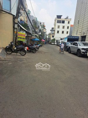 bán nhà trung tâm quận 8, 4 tầng, đường dạ nam, ô tô đỗ cửa, khu dân trí, an ninh, chỉ 10.5 tỷ