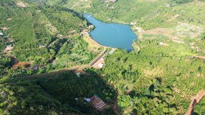 cần bán 10 hecta ở trường xuân, lâm đồng nguồn thu mạnh, sát bên hồ tự nhiên và suối đá