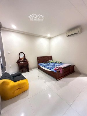 bán nhà mặt tiền b4 bùi thiện ngộ kđt vcn phước hải