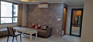 chính chủ cho thuê căn hộ cao cấp, q4, full đầy đủ nội thất, 2pn, 2wc, lh: em dương)