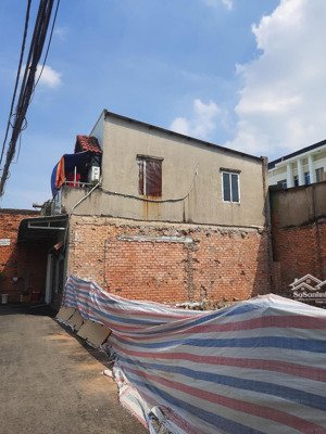 híêm nhà bán tam phú ngang 6.7m , hẻm xe hơi, chỉ nhỉnh 4.x tỷ