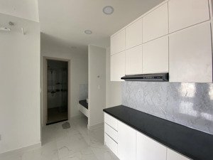 cho thuê căn hộ charm city 1pn nhà trống sẵn rèm