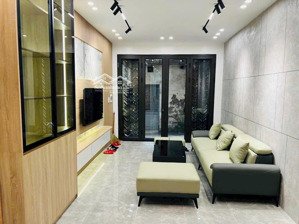 bán căn nhà 4tầng 50m2 rẻ nhất ngọc thuỵ
