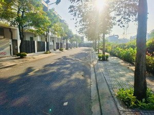 the meadow nhà phố phong cách - n6.8 dt đất 130m2 tt tới t1/2029