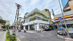 siêu phẩm kín - góc 2 mt đồng đen, q. tân bình - dt: 9x16m - 3 tầng - hđt: 180 triệu - giá: 37 tỷ