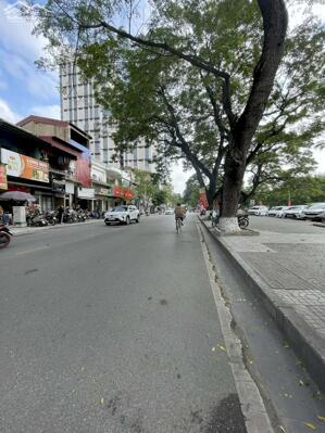 Bán siêu phẩm mặt phố Quang Trung, vị trí đẹp nhất Thành phố, ngay cạnh Nhà hát lớn
