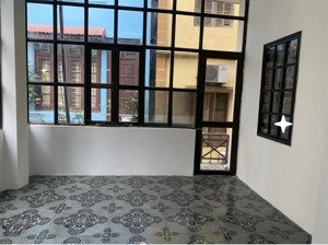 cho thuê nhà đường lạc long quân, nghĩa đô, cầu giấy, 70m2 x 3t, 3pn