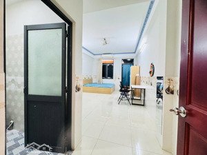 nhượng căn hộ đẹp rộng mát ngay celedon tân phú