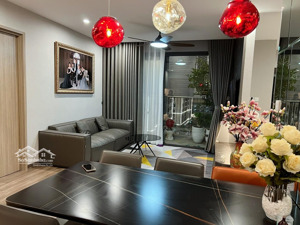 siêu phẩm căn 3pn 2vs view trực diện bể bơi giá 4 tỷ600tr tặng nội thất tại ocp, lh: 