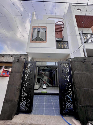 chính chủ gửi bán nhà mới hoàn thiện 1 trệt 1 lầu ngay đường naq chợ phúc hải