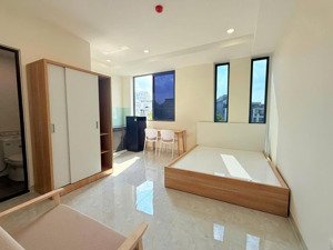 phòng đẹp cửa sổ đón nắng, an ninh ngay nhất chi mai tân bình