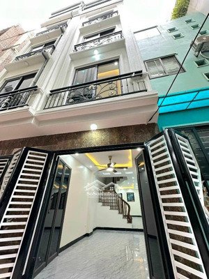 nhà mới kiến hưng 5 tầng- thanh máy ở ngay tầm tiền 7tỷ