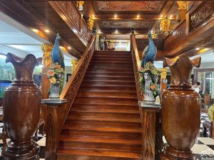 bán biệt thự vip cao cấp tại duy tiên hà nam, lô góc 2 mt siêu rộng hơn 30m. chỉ hơn hơn 20 tỷ