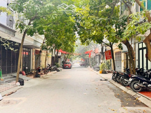 siêu phẩm phân lô văn quán vỉa hè rộng ô tô tránh, vào nhà dt 38m2 - 4 tầng - 13.35 tỷ