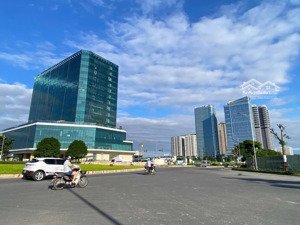 bán căn góc liền kề mặt đường đôi trong starlake, bên cạnh trung tâm hành chính quốc gia