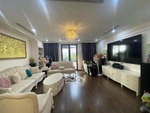 bán nhà phố hồng tiến , dt 45m2 * m tiền 6m * nhà 6 tầng thang máy gần sát oto tránh , nhỉnh 11 tỷ