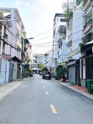 bán nhà hẻm 8m vừa ở vừa kinh doanh - mở văn phòng công ty - nhà vị trí cực đẹp - chủ tặng hết nt