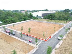 bán gấp siêu phẩm lô góc 107,4m tại phú cát - gía siêu mềm - vị trí đắc địa gần đại học quốc gia