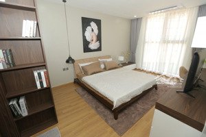 em cần bán cc terra an hưng . 74m2 - 2n2vs . 6.35 tỷ . thuế phí thương lượng .