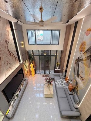 siêu phẩm linh đông - sát mặt tiền - hẻm oto ngủ nhà - thang máy - full nội thất xịn sò