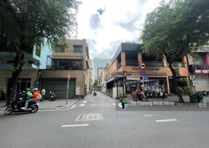 góc 2 mặt tiền lê văn sỹ, quận 3; dt 130m2 (5.5 x 25); 5 tầng; hđt 150tr/th -giá bán 40 tỷ