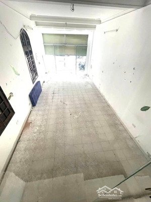 bán nhà mặt phố hào nam 73m², mt 4.6m, vỉa hè rộng, kinh doanh tốt