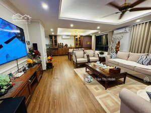 cần bán nhanh căn góc 3 ngủ udic west lake nội thất cơ bản giá 13,x tỷ 