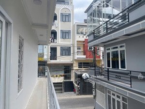 cho thuê nhà mới nguyên căn 4 tầng gồm 7 căn hộ riêng vị trí cực vip, trung tâm tiện ích tp đà lạt