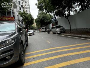 Bán đất Cầu Diễn 52m2 - Mặt tiền 5,7m nở hậu nhẹ. 2 mặt thoáng - 10m ra ô tô tránh