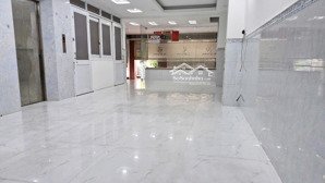 sàn trống 80m2. vị trí trống: tầng 1 - yến thế, p.2, tân bình. giá cho thuê chỉ 18.5tr/ tháng