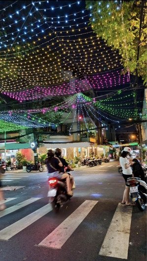 sang nhượng quán cafe 7x20 căn góc 2 mặt tiền nguyễn hậu-tân phú, mặt bằng 22tr không tăng giá