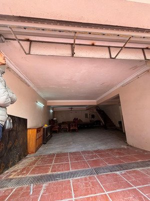 bán gấp nhà cũ - siêu rẻ 124m2, giá có 11 tỷ, 5pn, 4wc an khánh hoài đức, 200m ra đại lộ thăng long