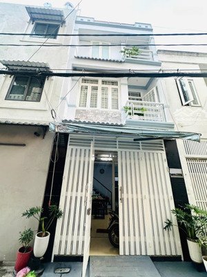 bán gấp nhà 1 trệt 2 lầu đường tây thạnh gần trường lê lai -hẻm xe hơi giá 6ty