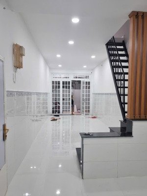 bán nhà riêng tại trần hưng đạo, 5,39 tỷ, dtsd 71m2, hàng hiếm tại q1, hcm